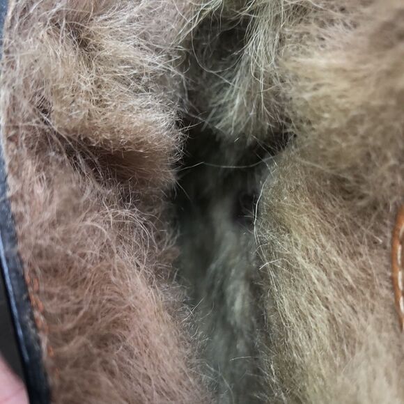 Gucci slides w/fur - Picture 8 of 11